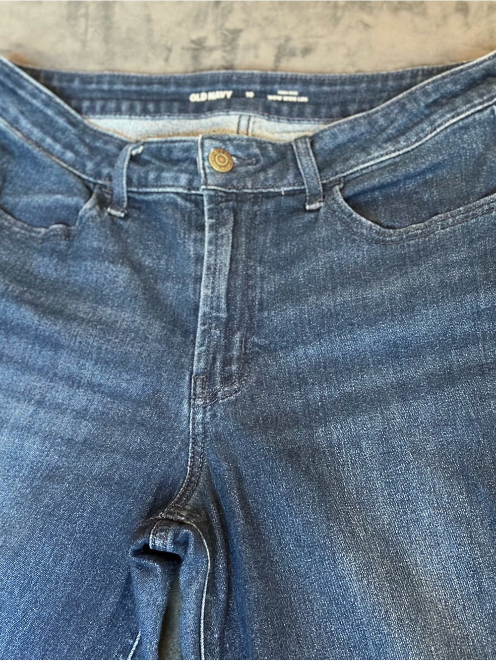 Old Navy Women's Skinny Jeans in Dark Blue Wash